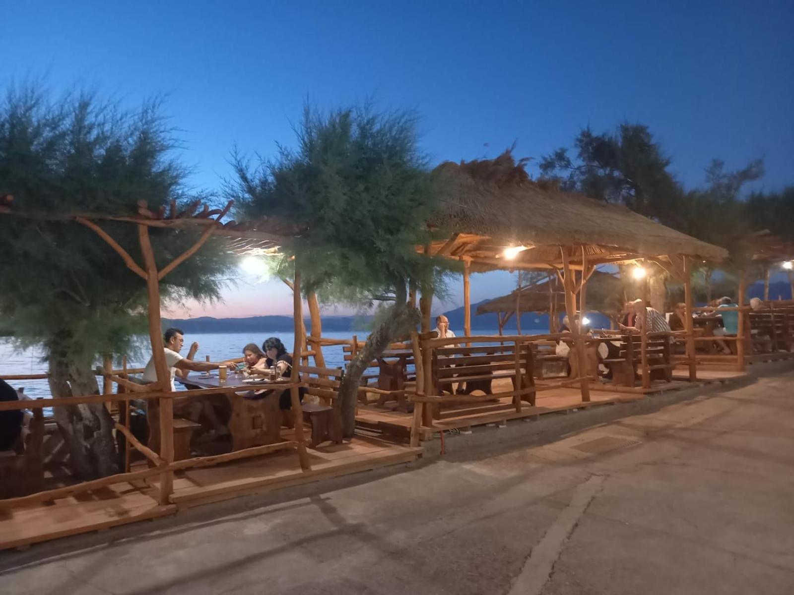 Hotel Timun Gdinj Exterior foto